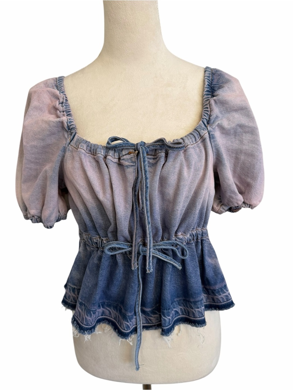 Ganni Lavender-Blue Denim Top with Contrast Stitching - Picture 4 of 10